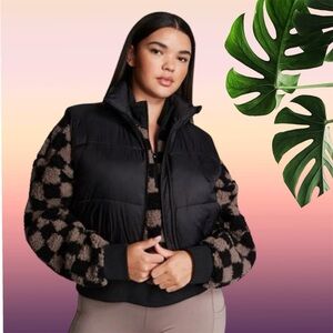 NEW Large VS PINK Crop Puffer Vest in Black
